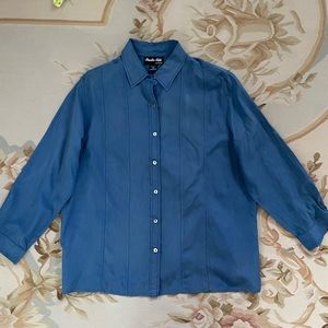 100% silk blue blouse by studio silk by Jordan size 16W